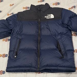 The North Face teen/adolescent Blue and Black Puffer Jacket 700